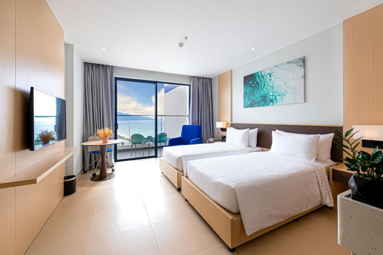 The Empyrean Cam Ranh Beach Resort Esterno foto