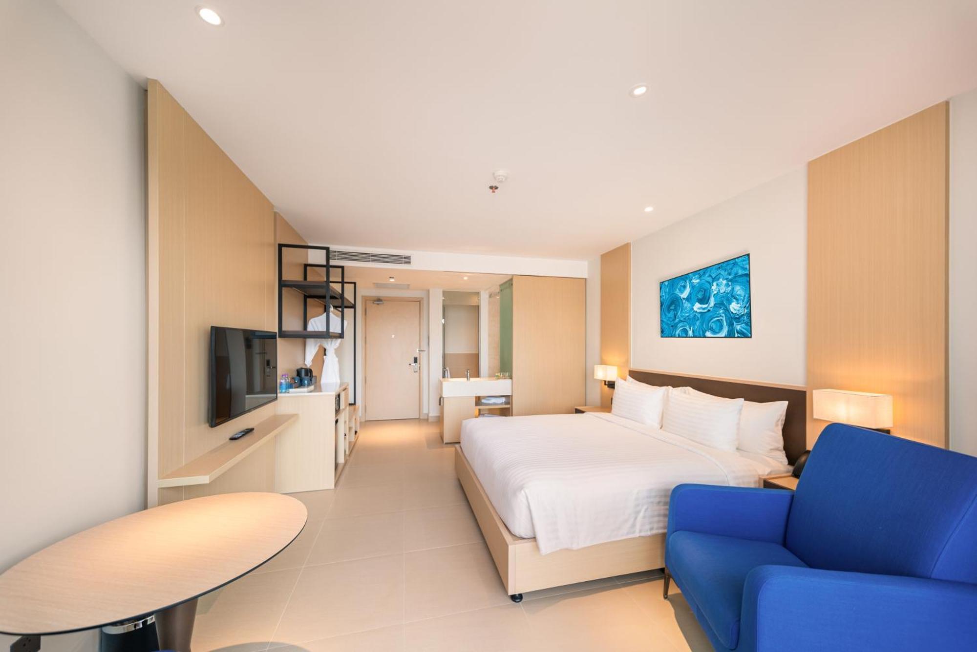 The Empyrean Cam Ranh Beach Resort Esterno foto